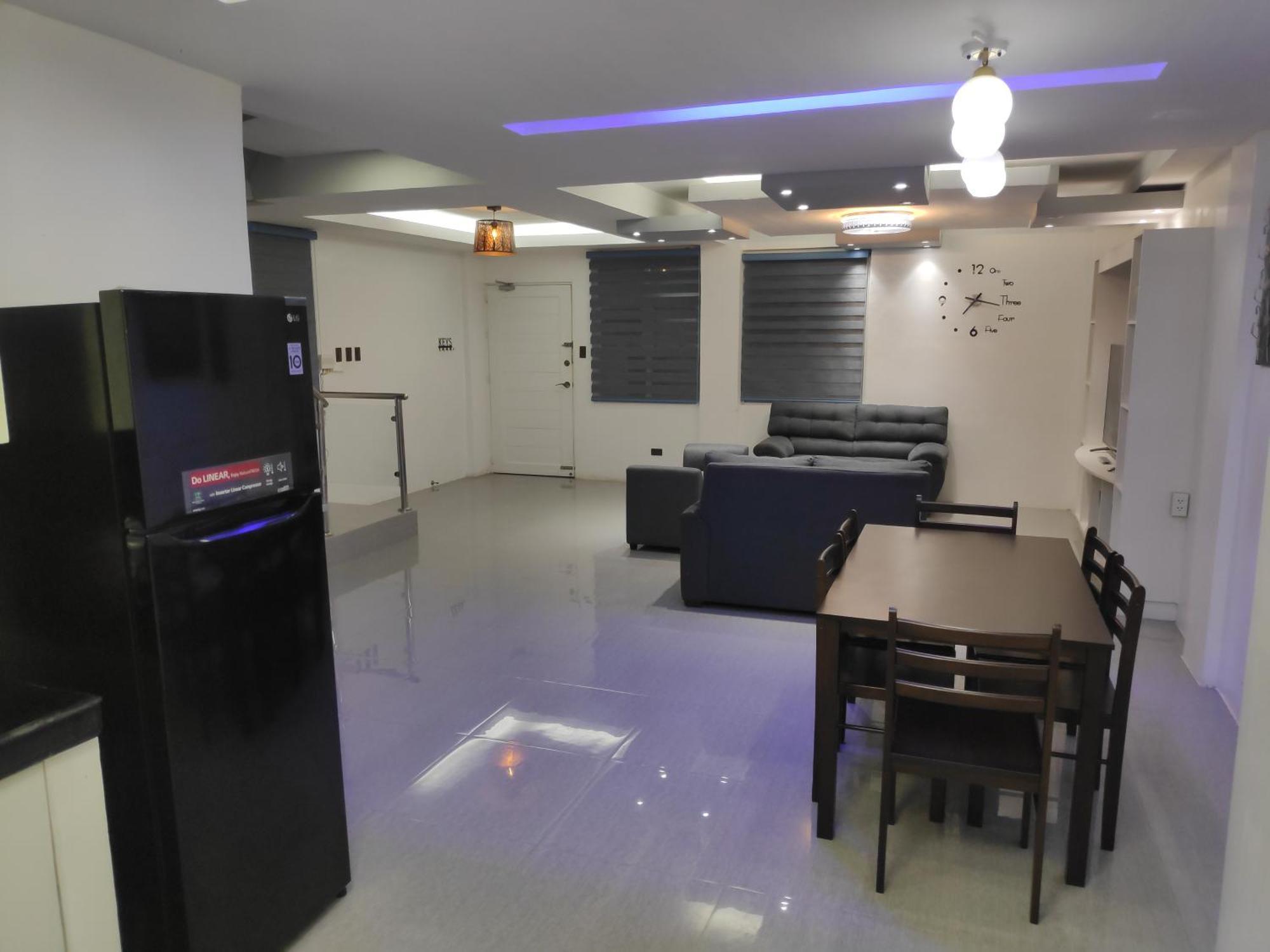 Tagaytay Staycation By Naya And Darla W Free Swimming Pool, Wifi & Netflix Tagaytay City Exterior foto